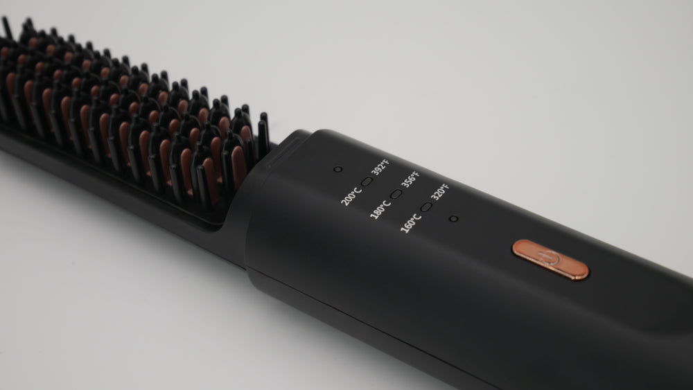 
                  
                    Heat Pro 1.0 - Kabelloser Haar- und Bartglätter
                  
                