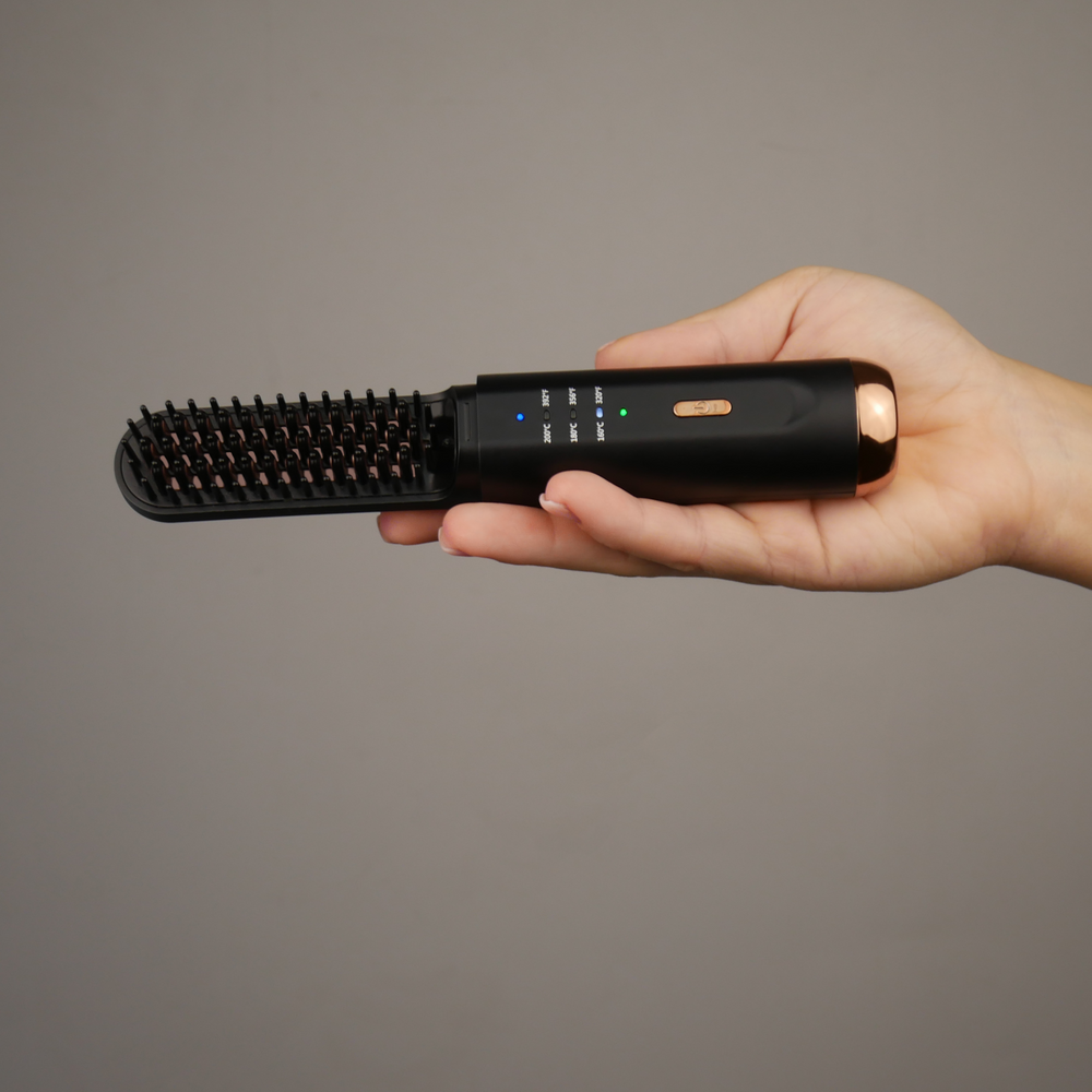 
                  
                    Heat Pro 1.0 - Kabelloser Haar- und Bartglätter
                  
                